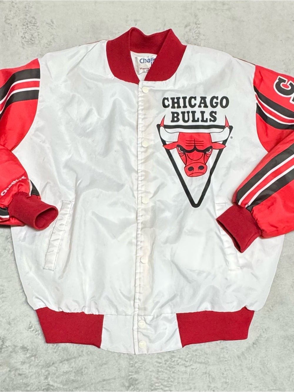 Rare 90’s Chicago Bulls Fanimation Chalk Lien Satin Jacket Size Large USA 🔥